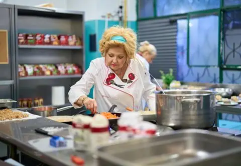 ''Nic tu nie jest jadalne!''. Takiego brudu w kuchni nikt się nie spodziewał. "Kuchenne rewolucje" w "Barze Alpejskim"