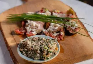 Carpaccio z fig z polędwiczką i serem typu włoskiego - przepis Magdy Gessler z programu "Magda gotuje Internet"