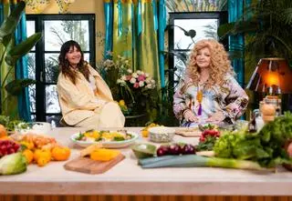 ''Magda gotuje Internet 2''. Magda Gessler i Olga Bołądź o kompleksach, młodości i szukaniu własnej drogi [PRZED EMISJĄ W TV]