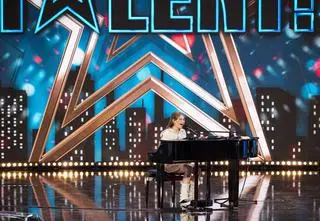 16-letnia Oliwia Miś przed śmiercią mamy obiecała jej, że zostanie wokalistką. Wzruszający występ w najnowszym odcinku Mam Talent!