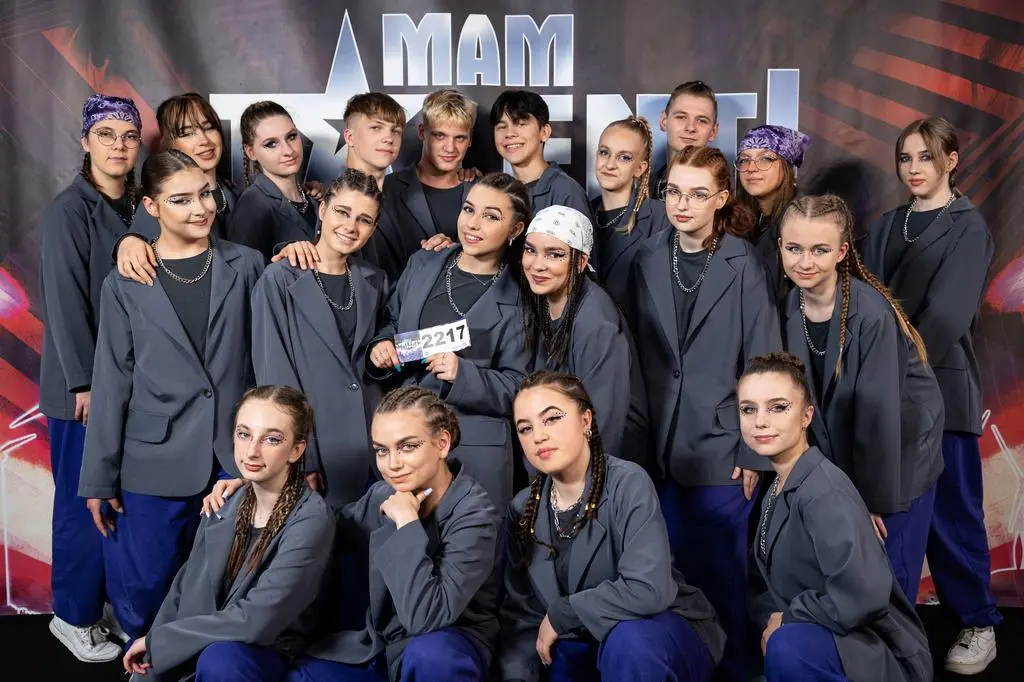 Mam Talent!: Wolf Gang