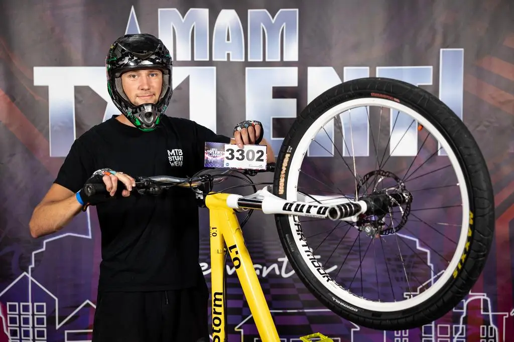 Mam Talent!: Waldek Kukurowski