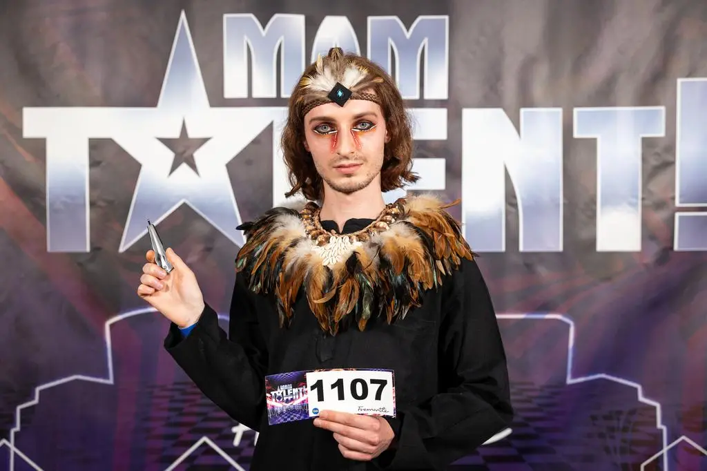 Mam Talent: Ensamelf