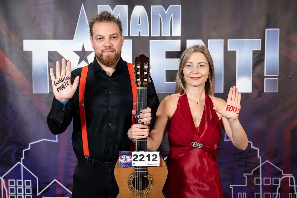 Mam Talent!: MoNo Guitar Duo