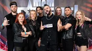 Mam Talent!: OUT OF BOUNDS