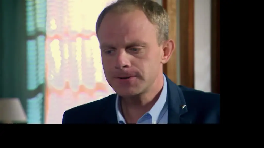 Kamil na dnie?