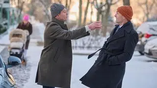 Aktualnie czytasz: "Na Wspólnej" w odcinkach 3787-3790: Pocałunek Cieślika z Martyną i walka o powrót do normalności po postrzale!