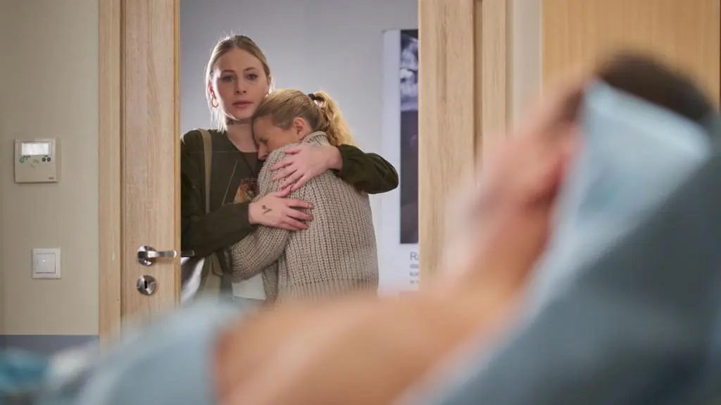Aktualnie czytasz: Na Wspólnej PRZED EMISJĄ odcinka 3776 w TV: Sławek odzyskuje przytomność!
