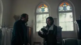 Szadź 3: Polkowska rozmawia z księdzem