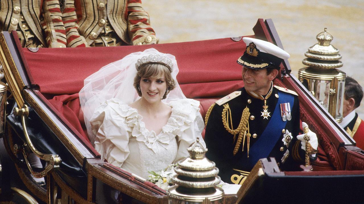 Od przedszkolanki do "królowej ludzkich serc". Księżna Diana zmieniła brytyjską monarchię