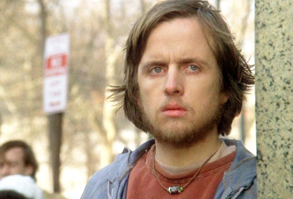 Robert Joy, który gra Henry'ego, w 1980 roku