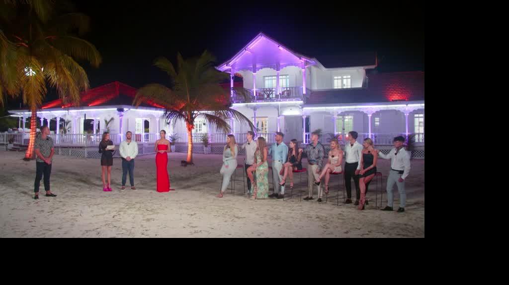 230908_hotel_paradise_7_odc10_www_4