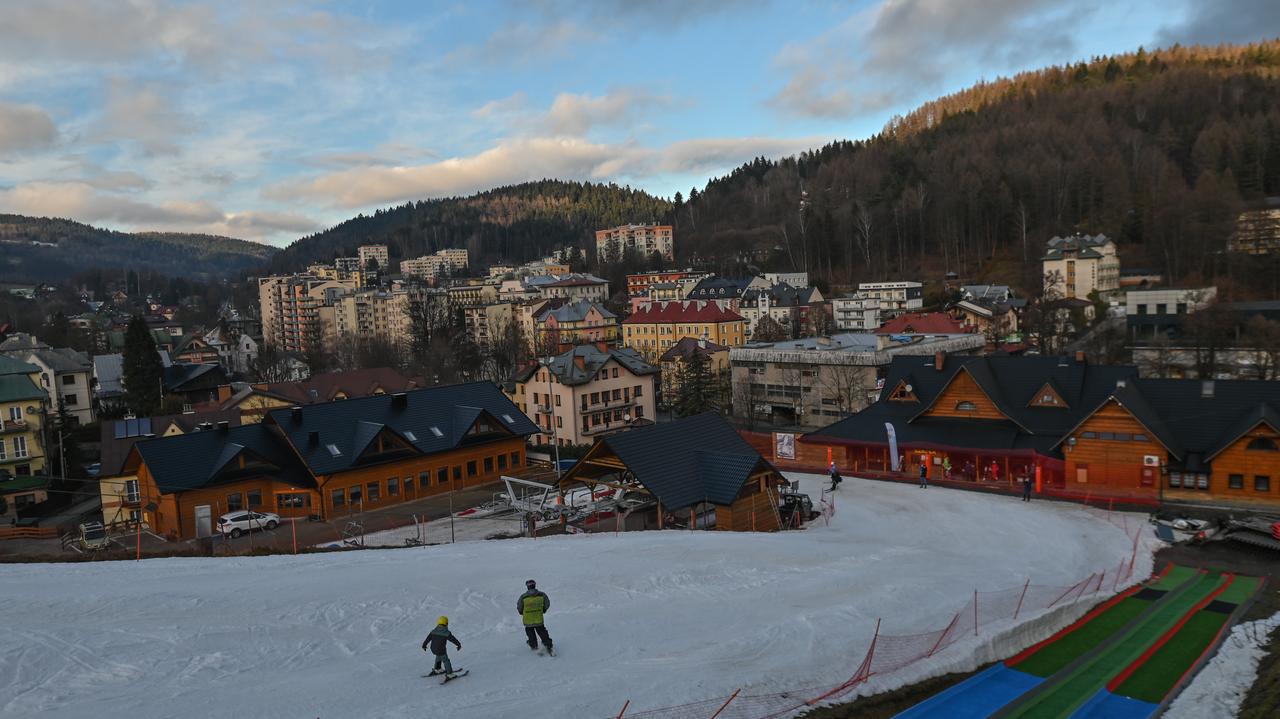 Rusza kolejna edycja Projekt Zima TVN 2026. W planie spotkanie z bohaterami "Gogglebox. Przed telewizorem"