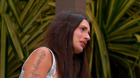 Karolina w szokującym wyznaniu. Nie mogła powstrzymać łez!  "Nie chcę być z Adrianem w parze"