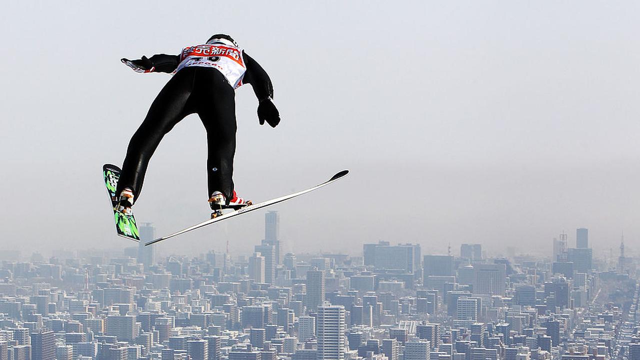Skoki narciarskie w Sapporo o świcie! Sprawdź godziny i nastaw budzik, żeby nie przegapić
