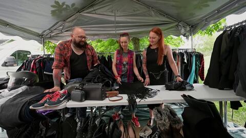 "Pogromcy chaosu". Kilkaset ciuchów było w jednym pokoju! "Obdarowałabym pół osiedla"