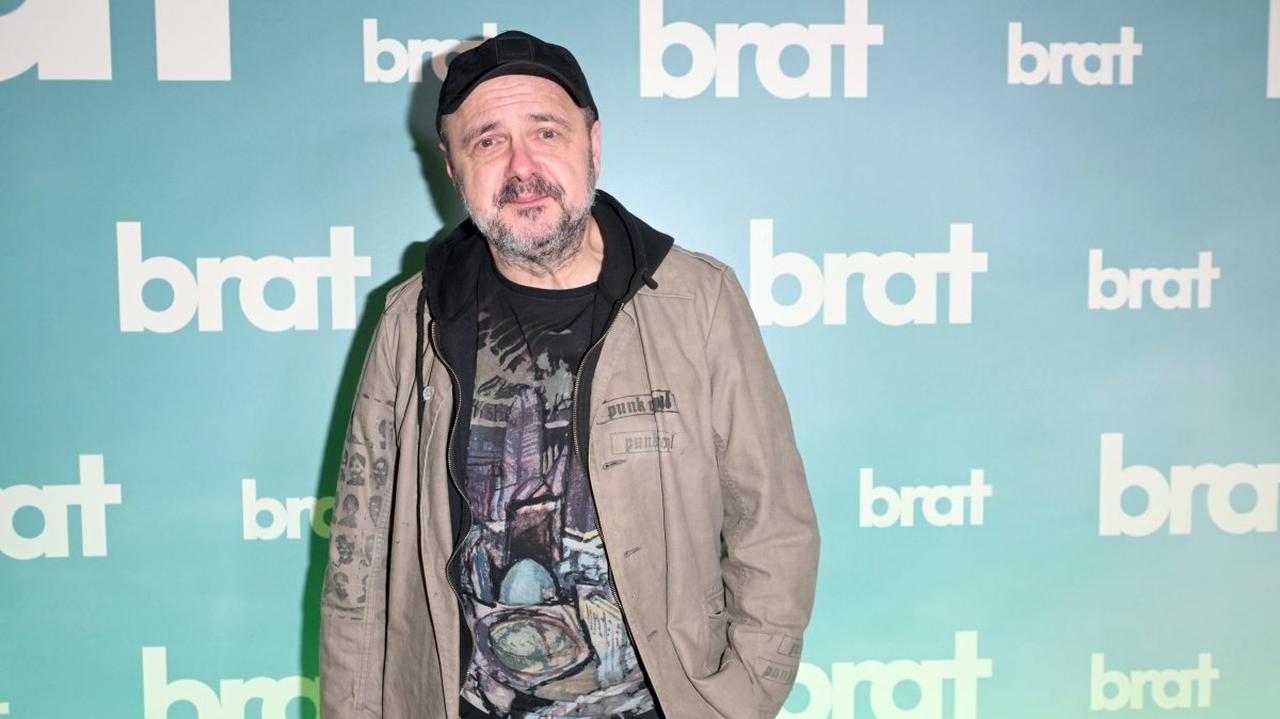 Arkadiusz Jakubik pokazał syna. Poszedł w jego artystyczne ślady! "Ojcowska duma rozpiera"