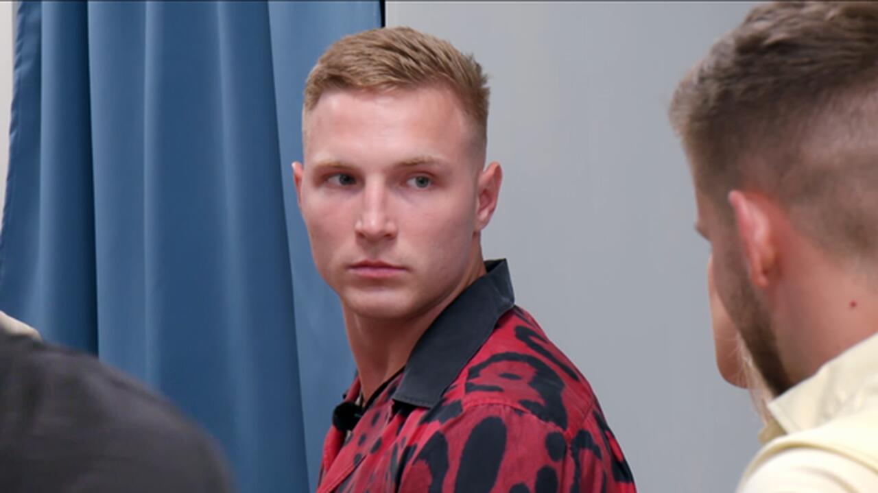 Ostra awantura po Rajskim Rozdaniu w "Hotelu Paradise 12". Mateusz kazał Oliwii wyjść. "Nie krzycz na mnie!"