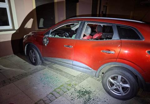 Zniszczył auto i groził właścicielce. 41-latek trafił do aresztu