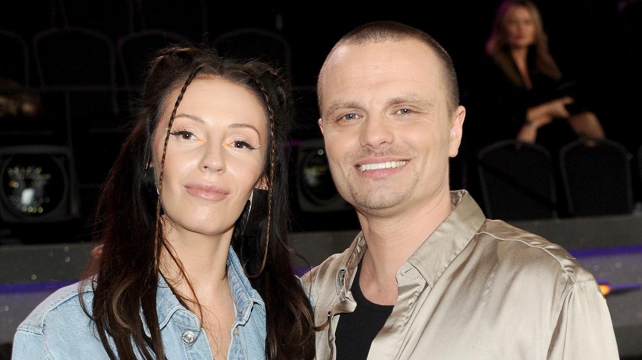 Marcin Hakiel w śmiałym wyznaniu o zdradzie w związku. Wyznał, iż pozwala partnerce na kontakty z ex