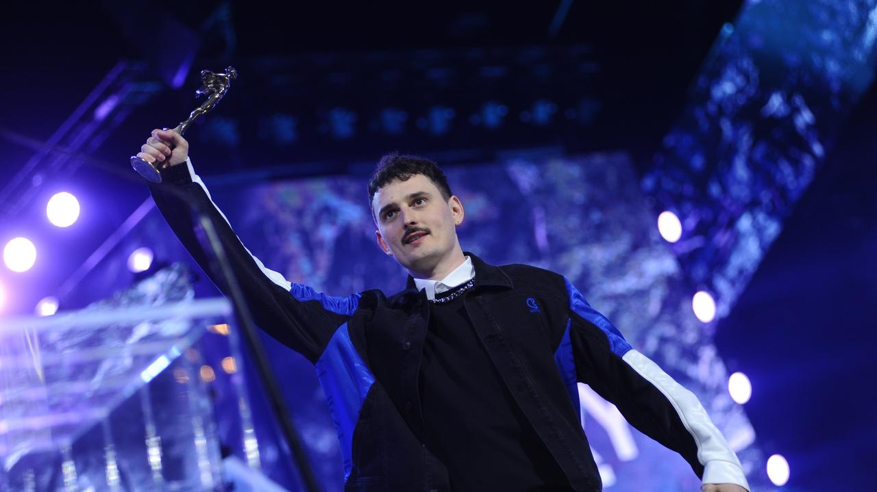 Dawid Podsiadło pod ostrzałem. "Nie umie śpiewać". Odpowiedział na zarzuty fanów