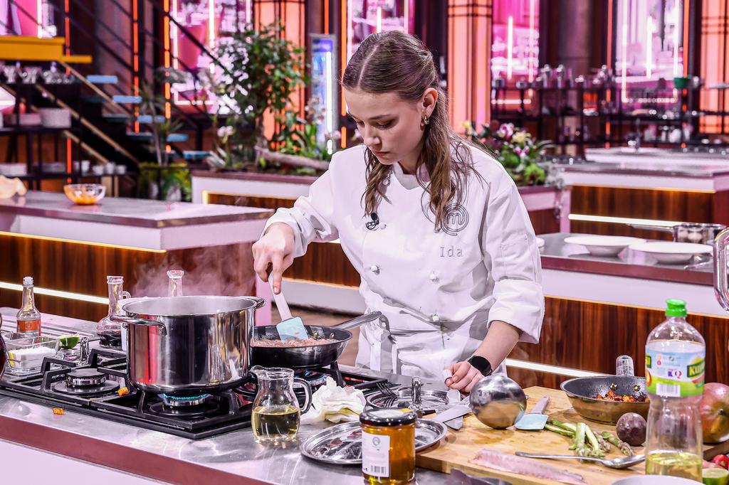 Ida Rojewska w finale 2. edycji programu "MasterChef Nastolatki"
