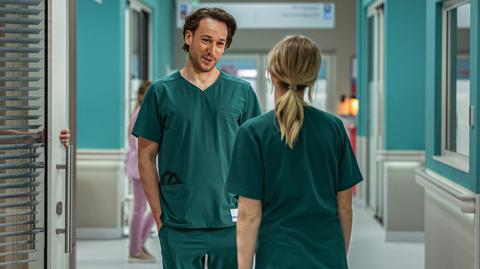 "Szpital św. Anny". Kardiochirurg, syn dyrektora i czarny charakter. Kim jest Łukasz Wroński?