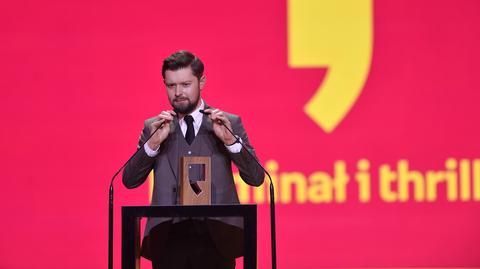 Bestsellery Empiku 2022: Remigiusz Mróz otrzymał statuetkę