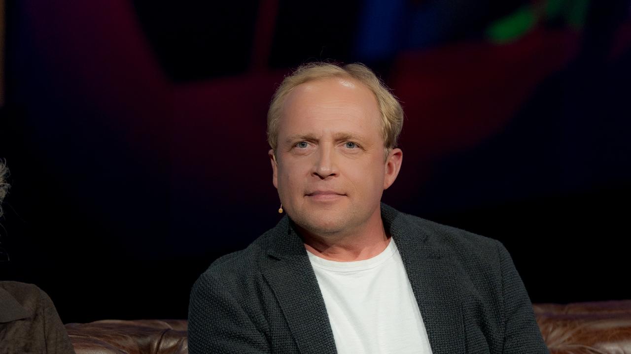 Piotr Adamczyk zdradził, iż mylono go z Janem Pawłem II. Ta historia bawi do dziś