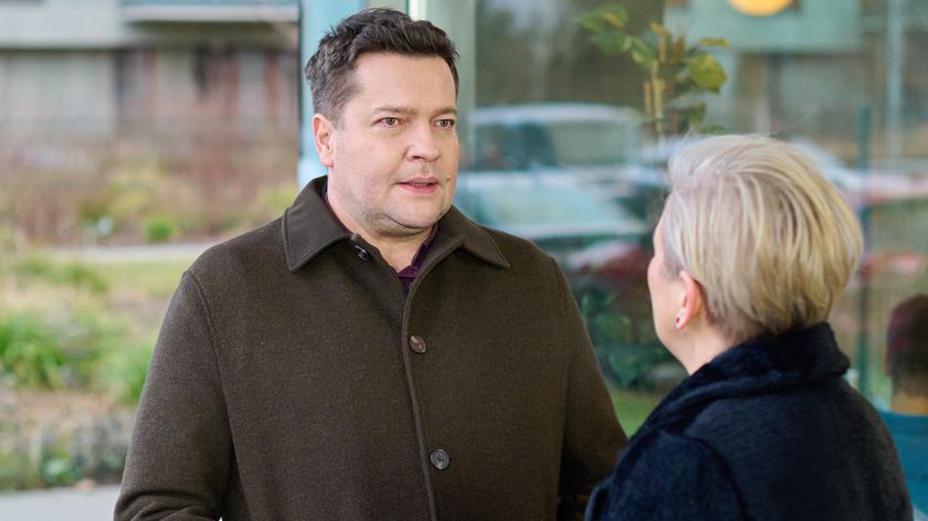 Kadr z najnowszego odcinka serialu. Michał (Robert Kudelski)