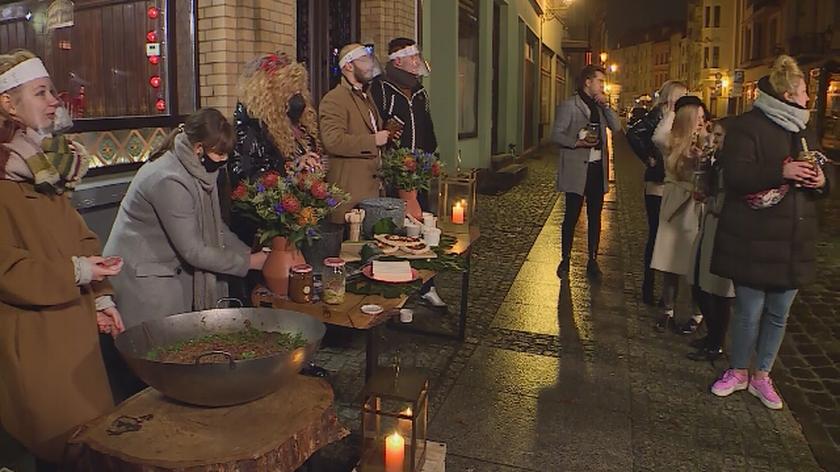 Kuchenne Rewolucje: Wyjątkowa kolacja w Toruniu. Ulice tętnią energią z Kaukazu!