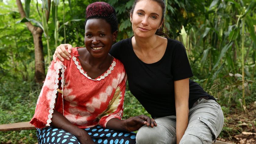 Efekt Domina: Kobiety z Ugandy walczą z ubóstwem menstruacyjnym 