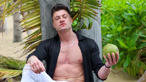 Hotel Paradise 8: Bartek 