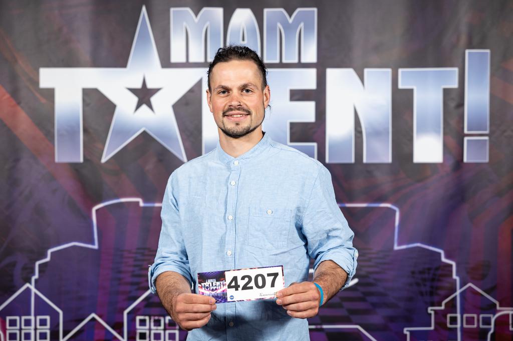 Mam Talent!: Aleksey Smolov 